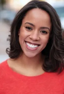 Фотография актёра Кэролайн Мартин