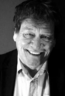 Фотография актёра Йен Каллен