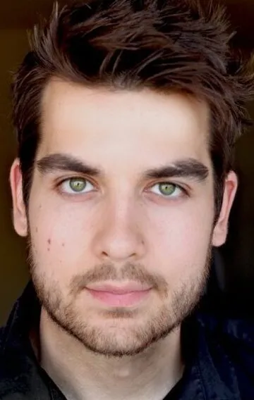 Фотография актёра Петр Вальчук