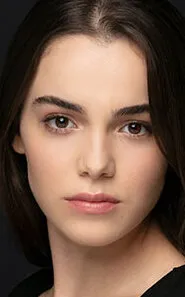 Фотография актёра Хафсанур Санджактутан