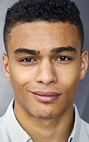 Фотография актёра Габриэль Дарку