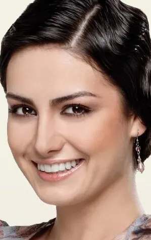 Фотография актёра Озлем Йылмаз