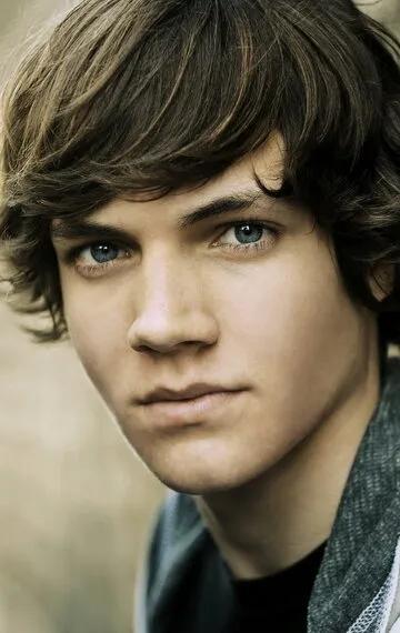 Фотография актёра Крис Дж. Келли