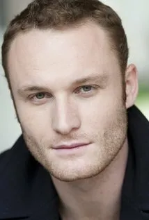 Фотография актёра Ян Туаль