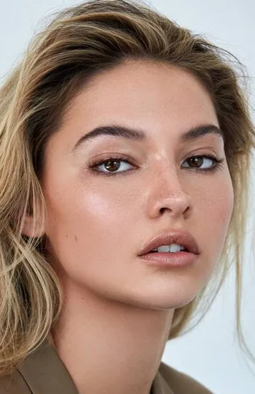 Фотография актёра Мэдлин Клайн