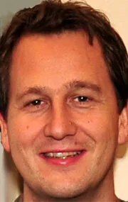 Фотография актёра Хенрик Рафаелсен