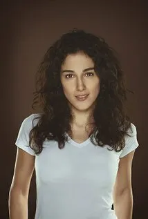 Фотография актёра Джансу Тосун