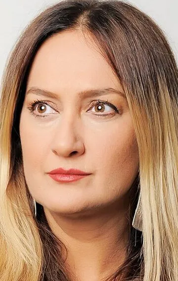 Фотография актёра Ешим Гюль Акшар