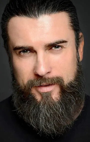 Фотография актёра Дженгиз Джошкун