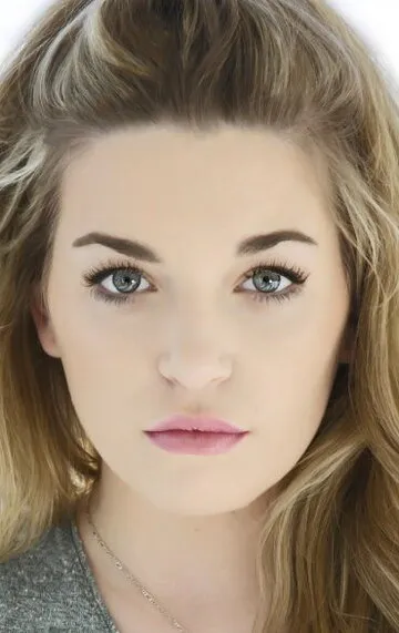 Фотография актёра Бритт Маккиллип