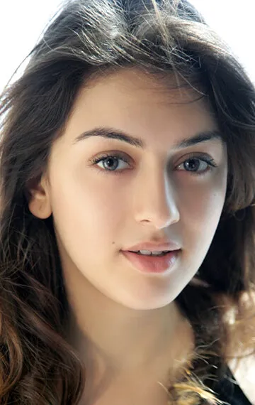 Фотография актёра Хансика Мотвани