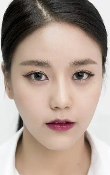 Фотография актёра Щин Хе-джон