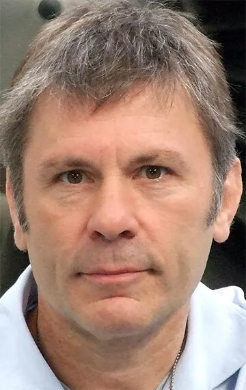 Фотография актёра Брюс Дикинсон