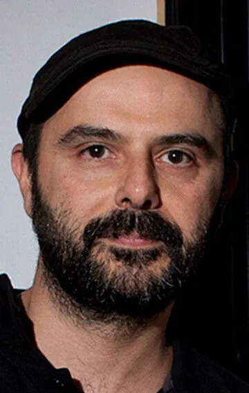 Фотография актёра Али Мосаффа