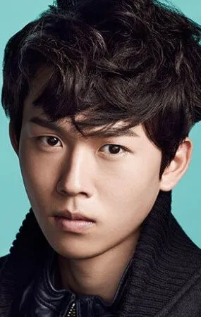 Фотография актёра Ён Джун-сок