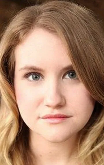 Фотография актёра Джиллиан Белл