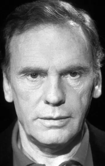 Фотография актёра Жан-Луи Трентиньян