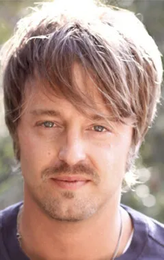 Фотография актёра Джошуа Леонард