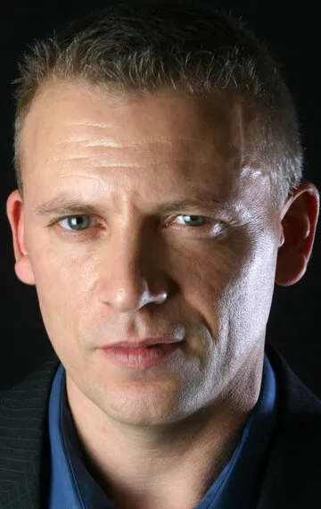 Фотография актёра Каллум Кит Ренни