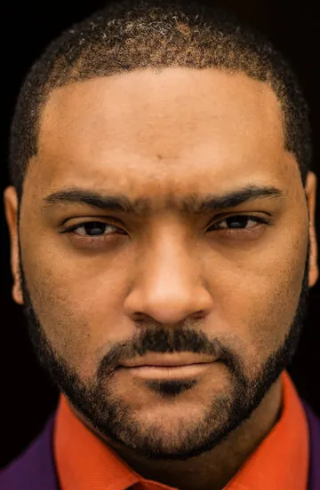 Фотография актёра Лэнгстон Фишбёрн