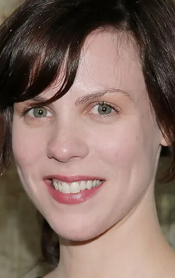 Фотография актёра Сара Бёрнс