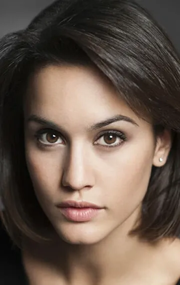 Фотография актёра Меган Монтанер