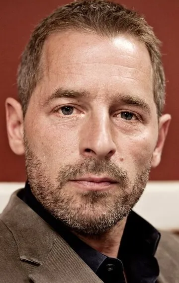 Фотография актёра Микаэль Бирккьяр