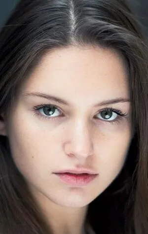 Фотография актёра Ванесса Грасс