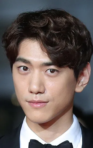 Фотография актёра Сон Джун