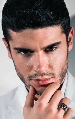 Фотография актёра Берк Октай