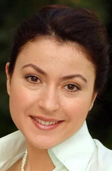 Фотография актёра Йонджа Шахинбаш