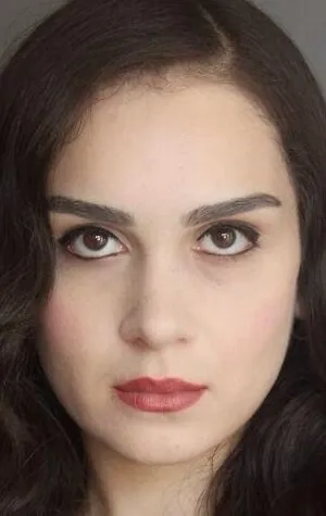 Фотография актёра Ханде Каптан