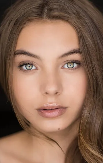 Фотография актёра Кэйтлин Кармайкл