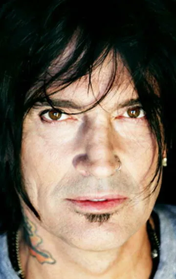 Фотография актёра Томми Ли