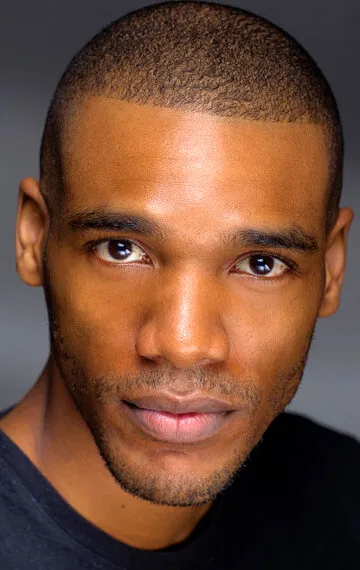 Фотография актёра Паркер Сойерс