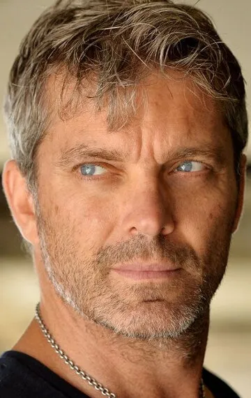 Фотография актёра Гил Дарнелл