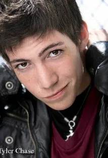 Фотография актёра Тайлер Вайснер