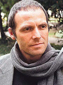 Фотография актёра Бастиан Боденхофер