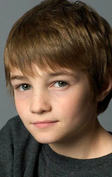 Фотография актёра СиДжей Адамс