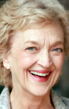 Фотография актёра Нэнси Линехэн Чарльз