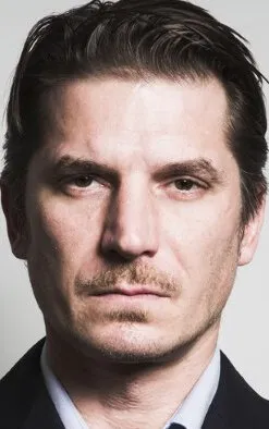 Фотография актёра Люка Перос