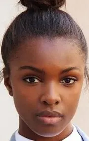 Фотография актёра Леоми Андерсон