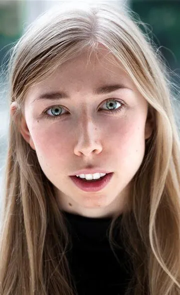 Фотография актёра Брайони Миллер