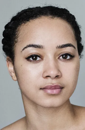 Фотография актёра Эмма Наоми