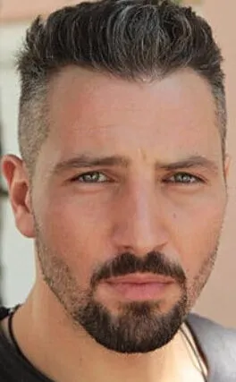 Фотография актёра Муратан Муслу