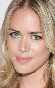 Фотография актёра Теодора Вулли