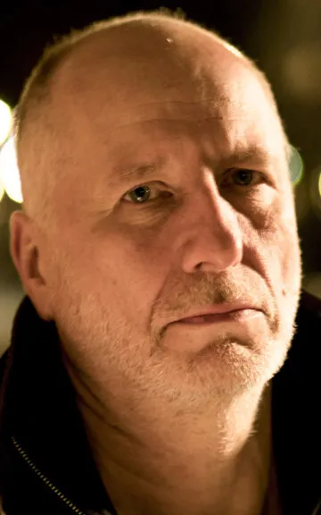 Фотография актёра Пер Мартини