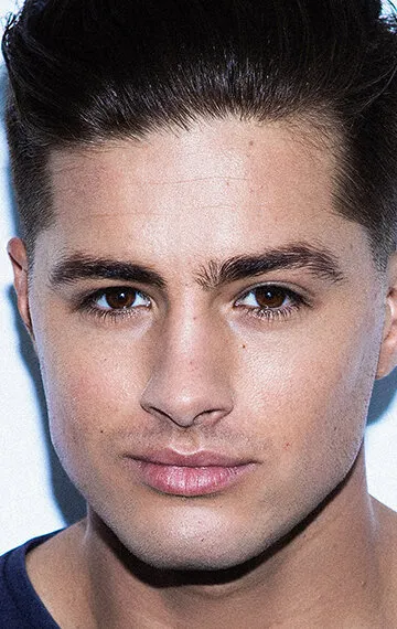 Фотография актёра Трэвис Бёрнс