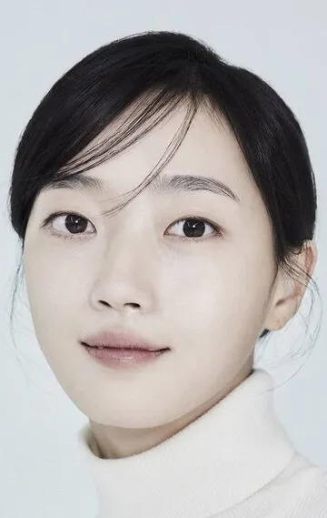 Фотография актёра О У-ри