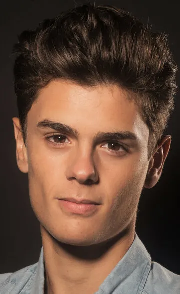 Фотография актёра Коннор Госатти